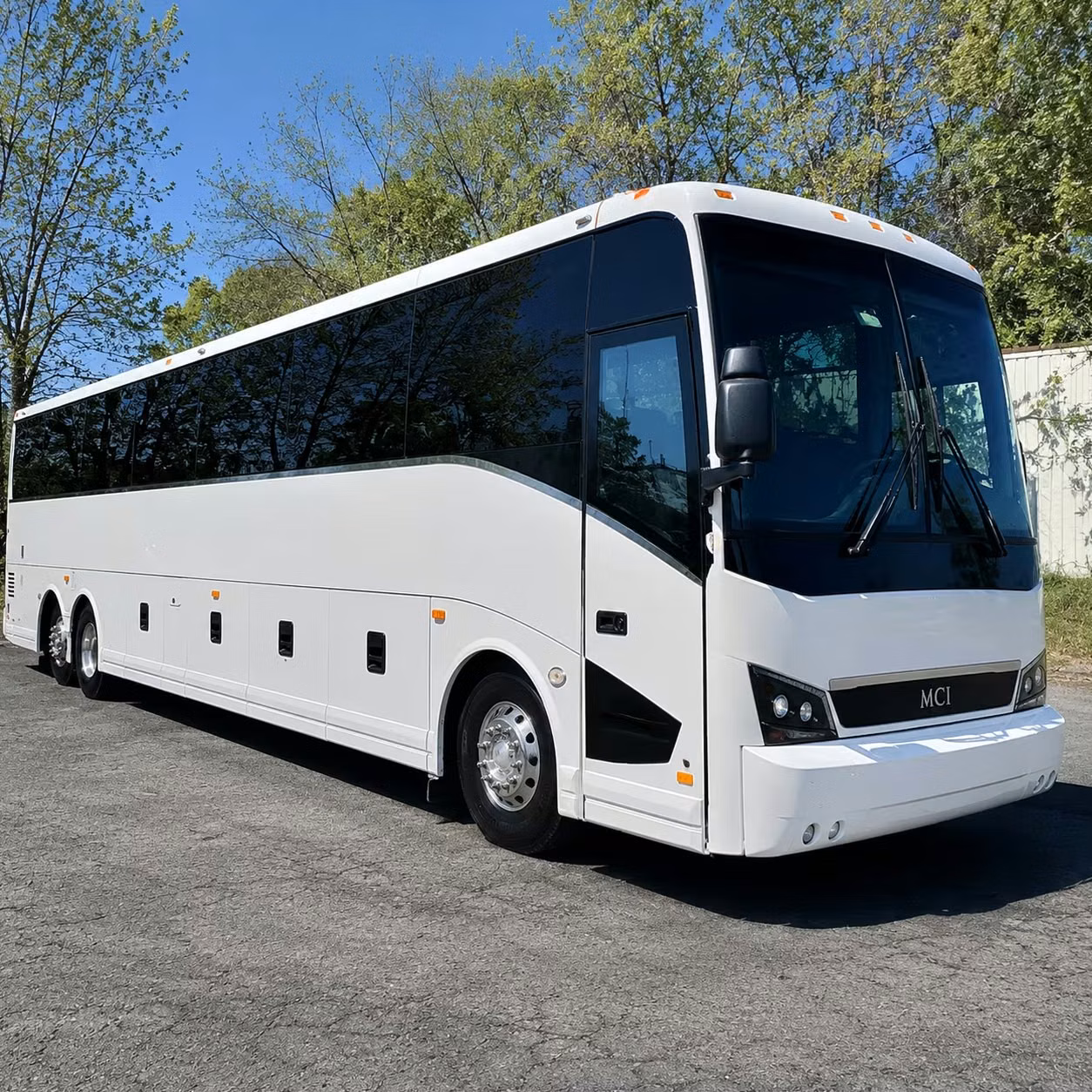 hit every stop on your seattle concert night with one bus and one plan