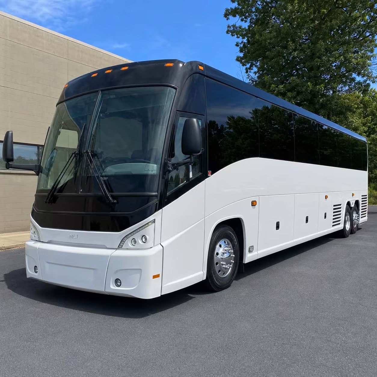 multi day charter bus rentals for seattle groups traveling the pacific northwest