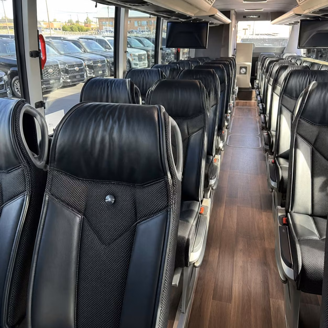 school field trip charter bus rentals in seattle
