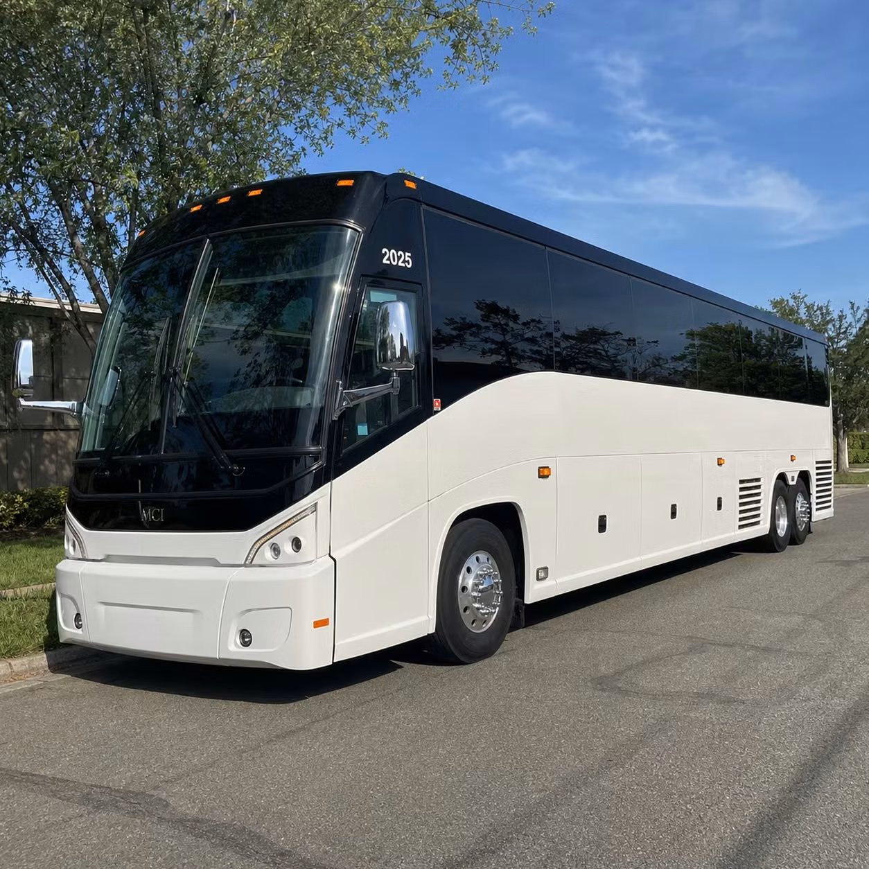 seattle to portland long distance bus rentals for groups of every size