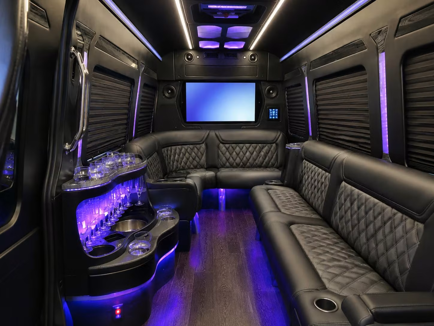 university of washington huskies fan transportation to husky stadium